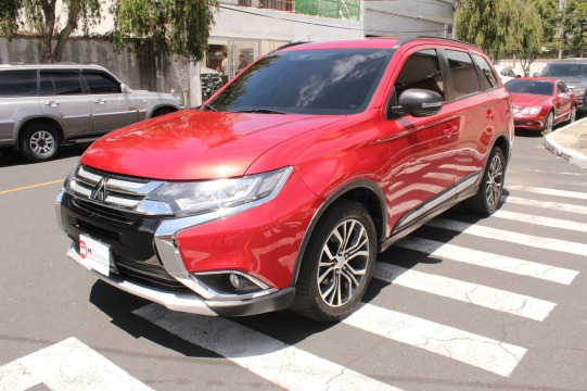 Mitsubishi Outlander Gls 2017