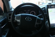 Toyota Land Cruiser VX 2016