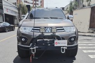 Mitsubishi Nativa EX 2015