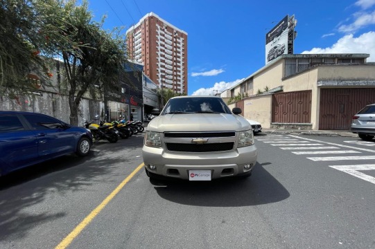 CHevrolet  Tahoe Lt 2011